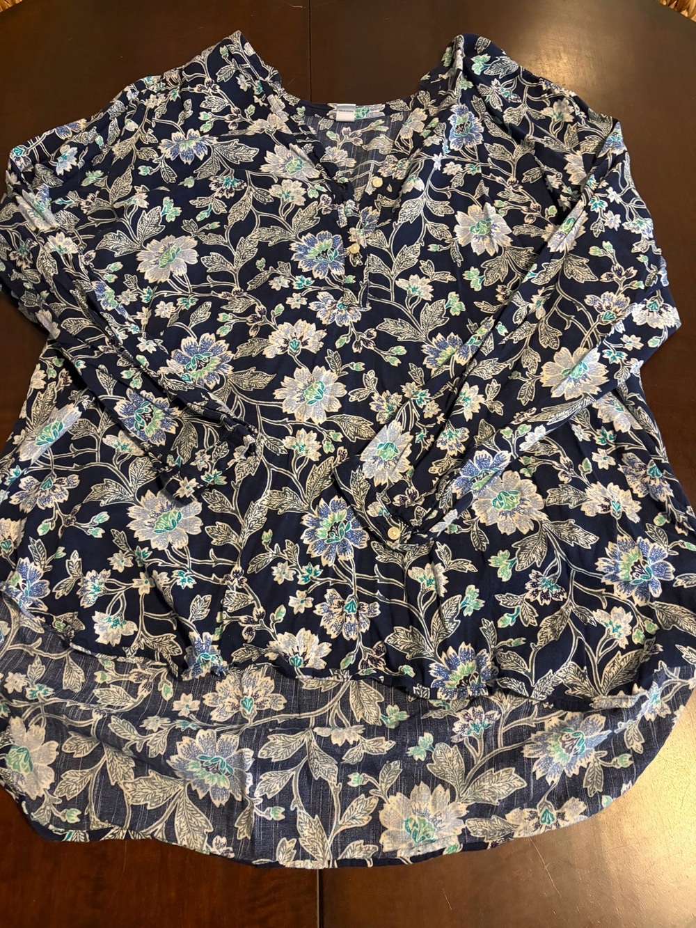 Old Navy Navy Floral V-Neck Long Sleeve Tunic Top